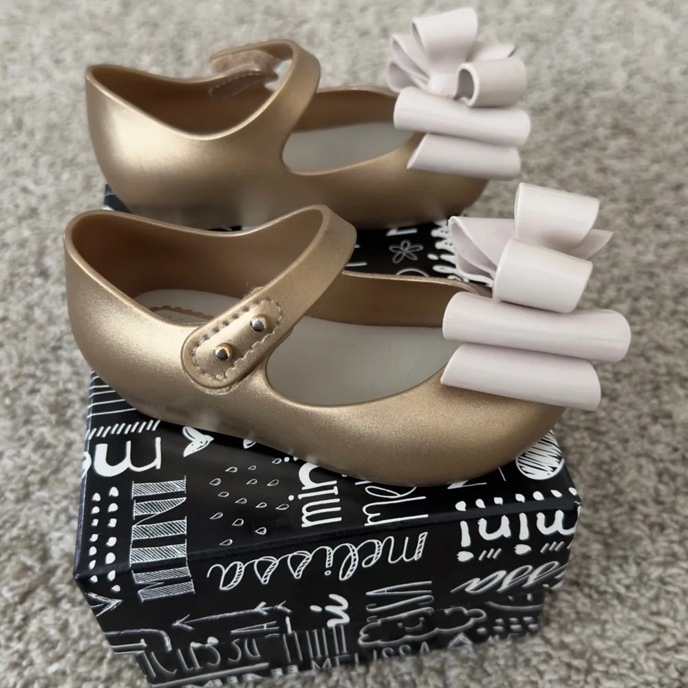 Mini Melissa Ultragirl gold toddler girl shoes sandals size 6